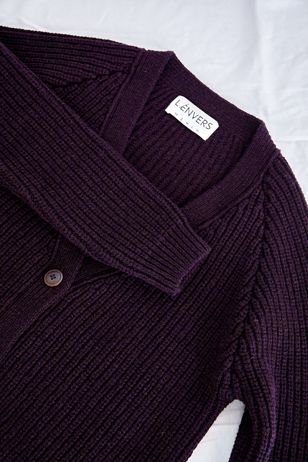 ANNA V-Neck Cardigan in Merino Wool - Plum