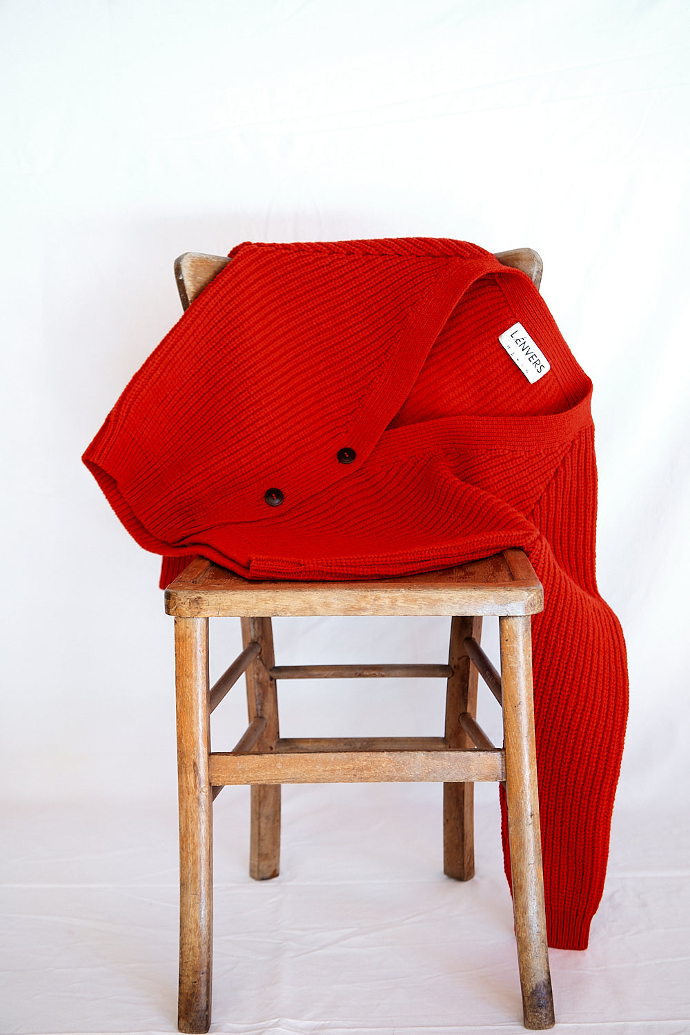 ANNA V-Neck Cardigan in Merino Wool - Red