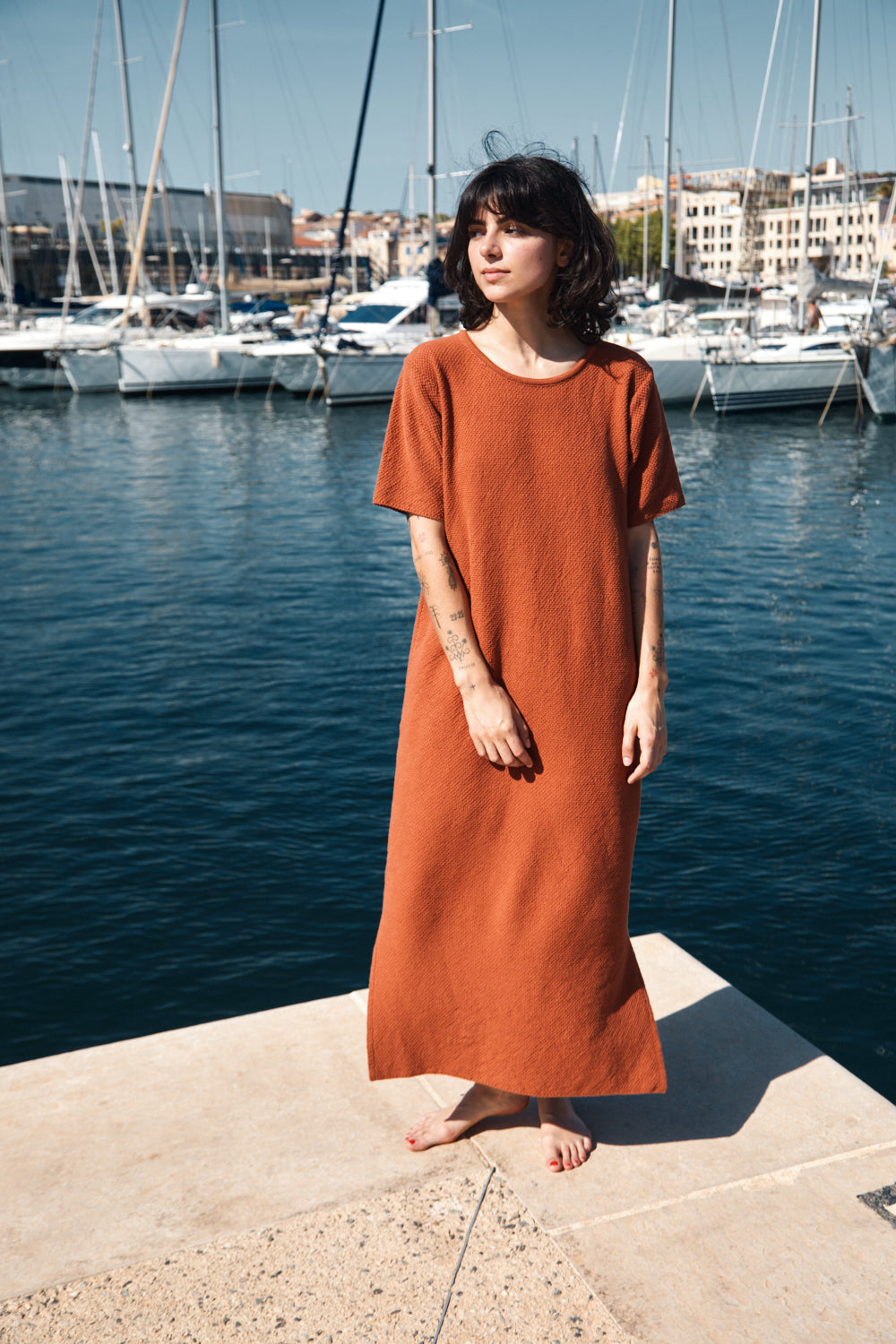 CARLA T-Shirt Dress in Organic Cotton - Earth Red