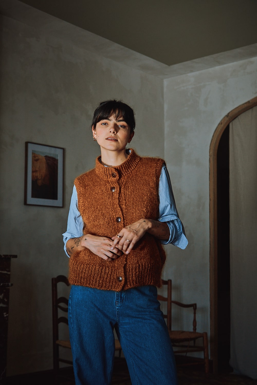 FRIDA Sleeveless Cardigan in Mohair and Silk - Amber, 100% sustainable knitwear - L'envers