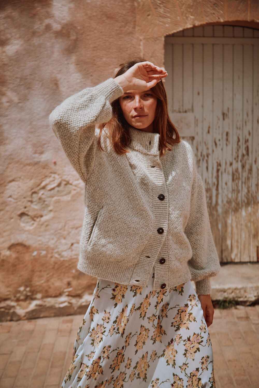 GEORGE High-Neck Cardigan Jacket in Merino-Mohair Wool - Beige. 100% sustainable knitwear - L'envers 