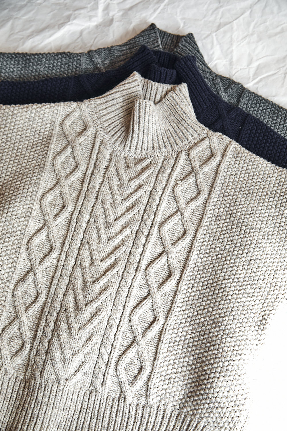 GWENAELLE Irish Cable Sweater in Merino Wool - Ash Grey