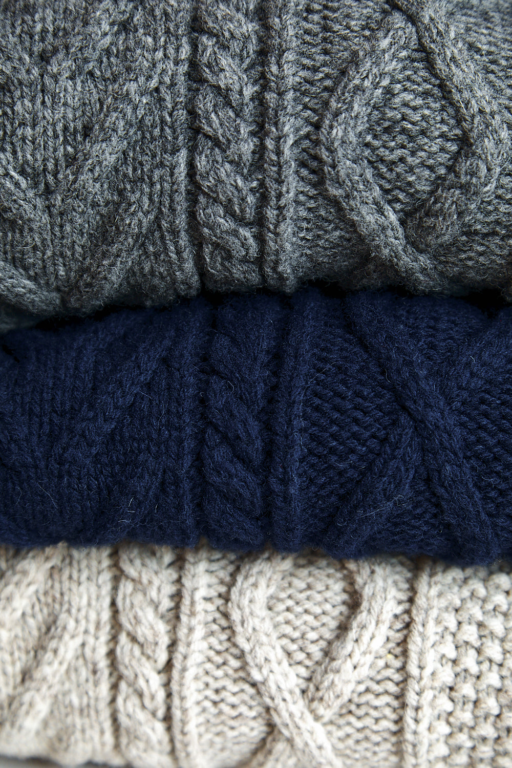 GWENAELLE Irish Cable Sweater in Merino Wool - Navy