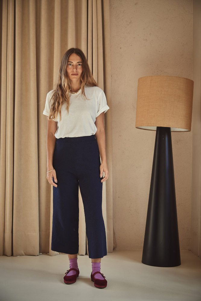 LOUISA Cropped Pants in Organic Cotton - Navy - L'Envers