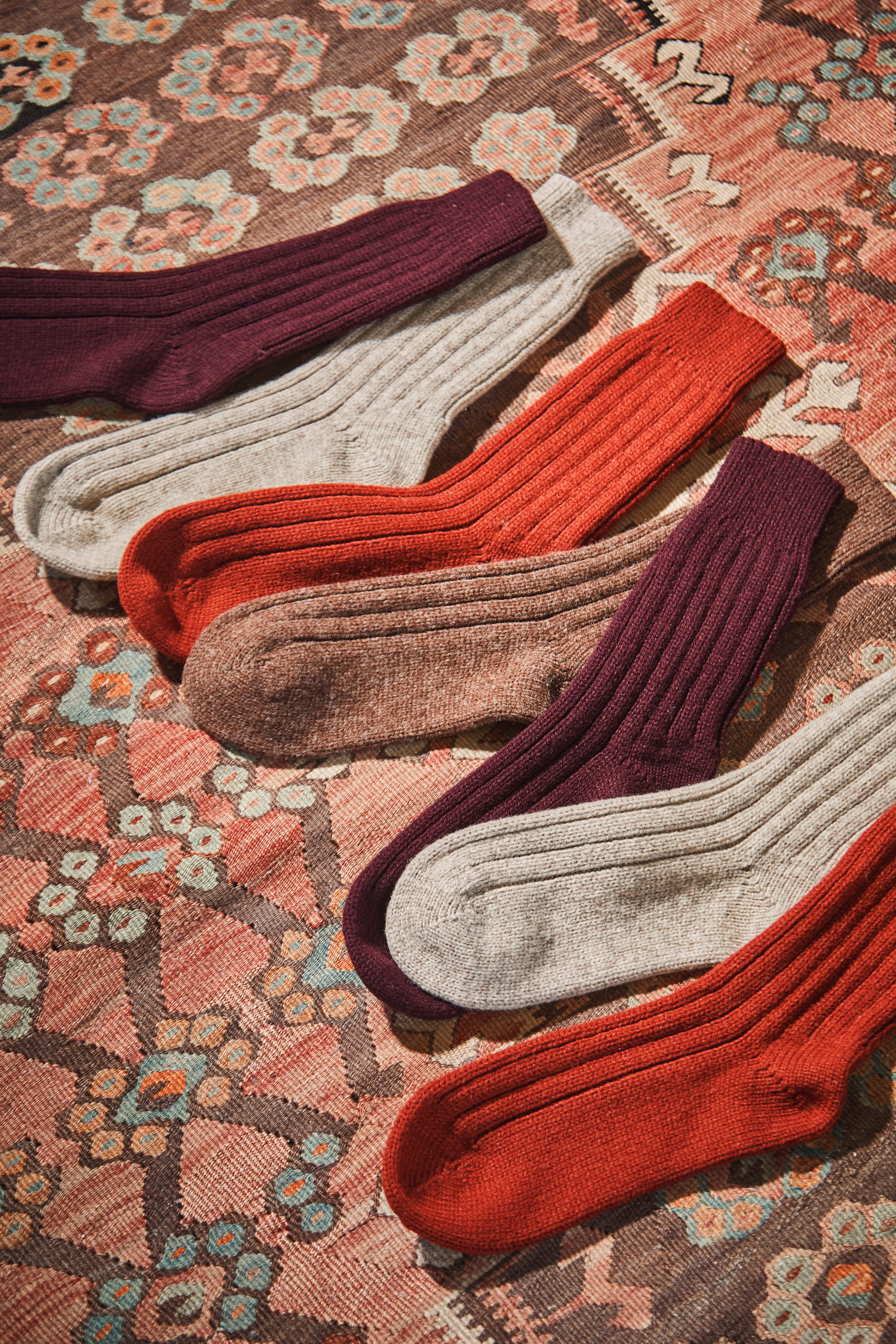 BERTHE Wool socks - Rust Red - 100% sustainable wool socks - l'envers