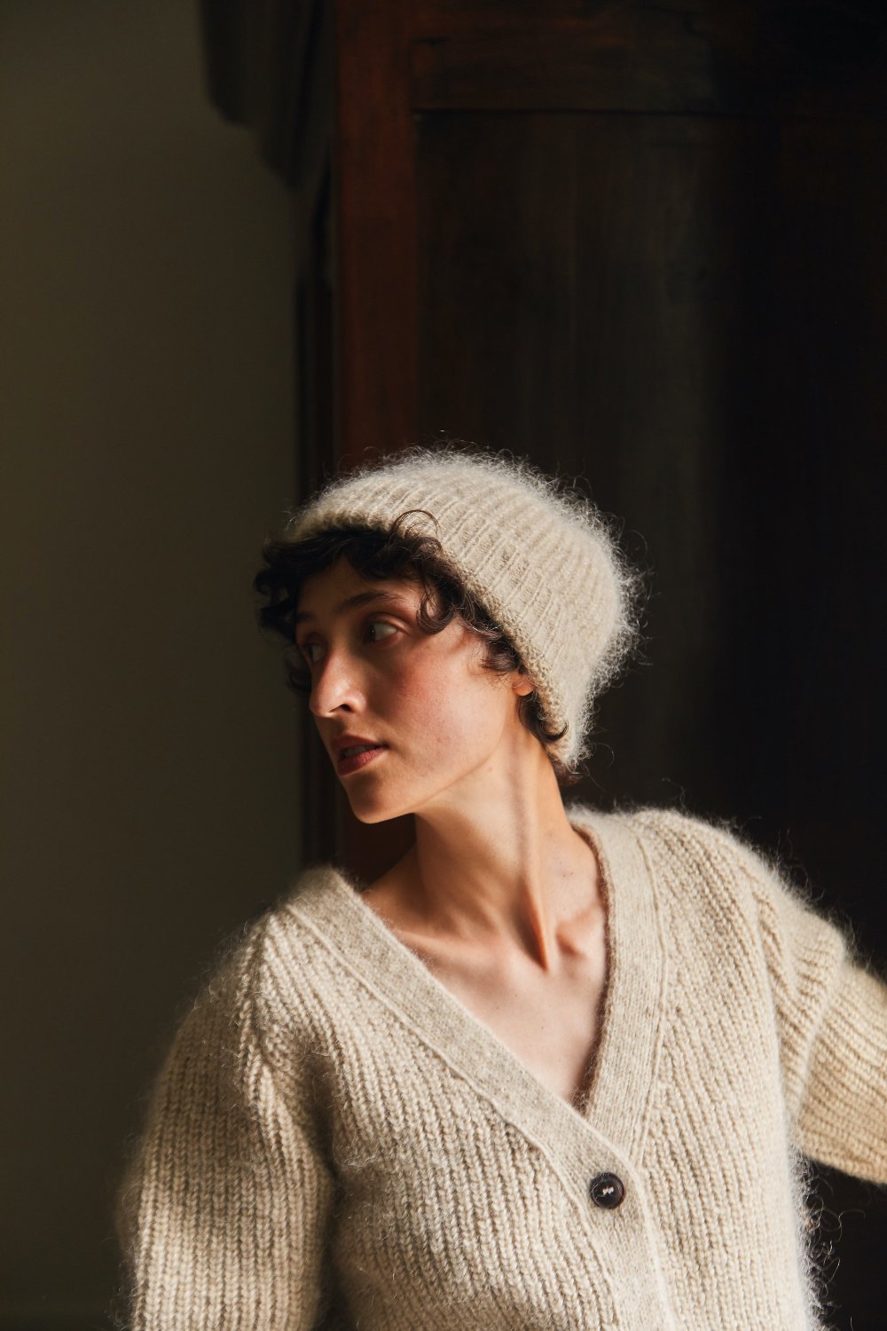 PAUL Beanie in Merino-Mohair Wool - Beige -100% cruelty- free and sustainable knitwear - L'envers 