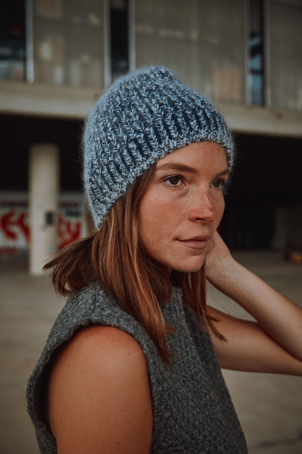 PAUL Beanie in Merino-Mohair Wool - Mottled Blue