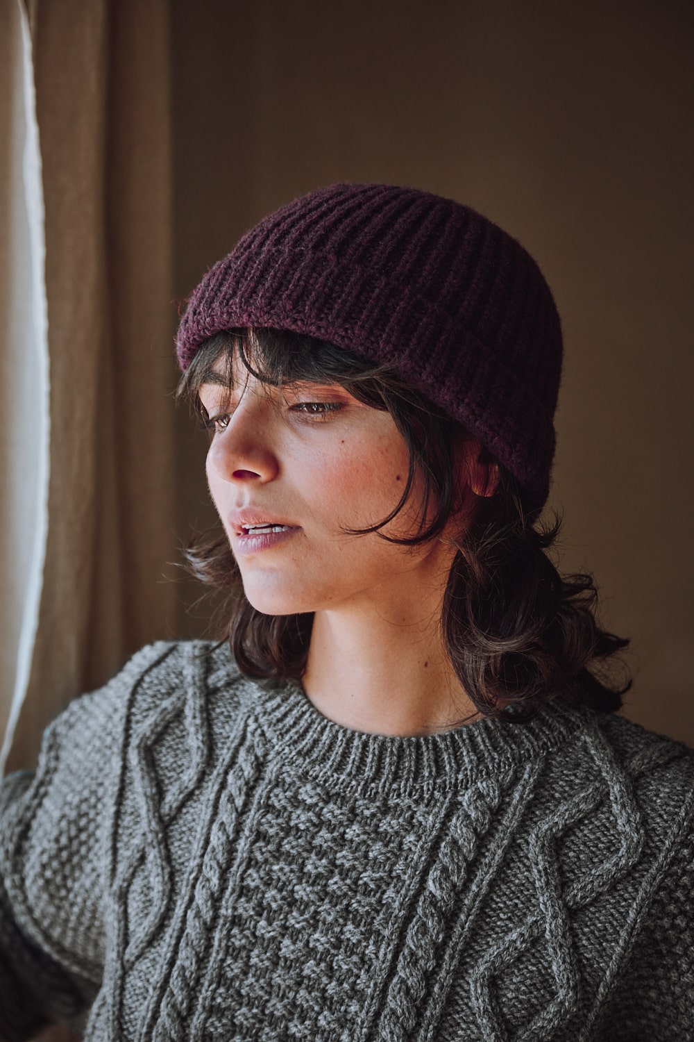 PAUL Beanie in Merino Wool - Plum - 100% cruelty- free and sustainable knitwear - L'envers 