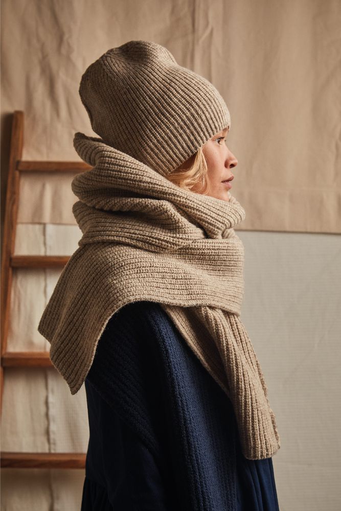 camille-wool-scarf-beige