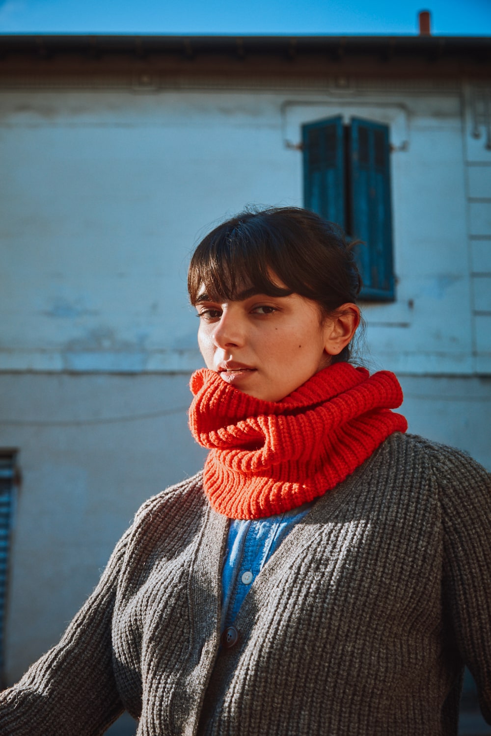 AMANDINE Collier Écharpe en laine mérinos - Rouge - Cardigan espagnol en laine mérinos - L'Envers