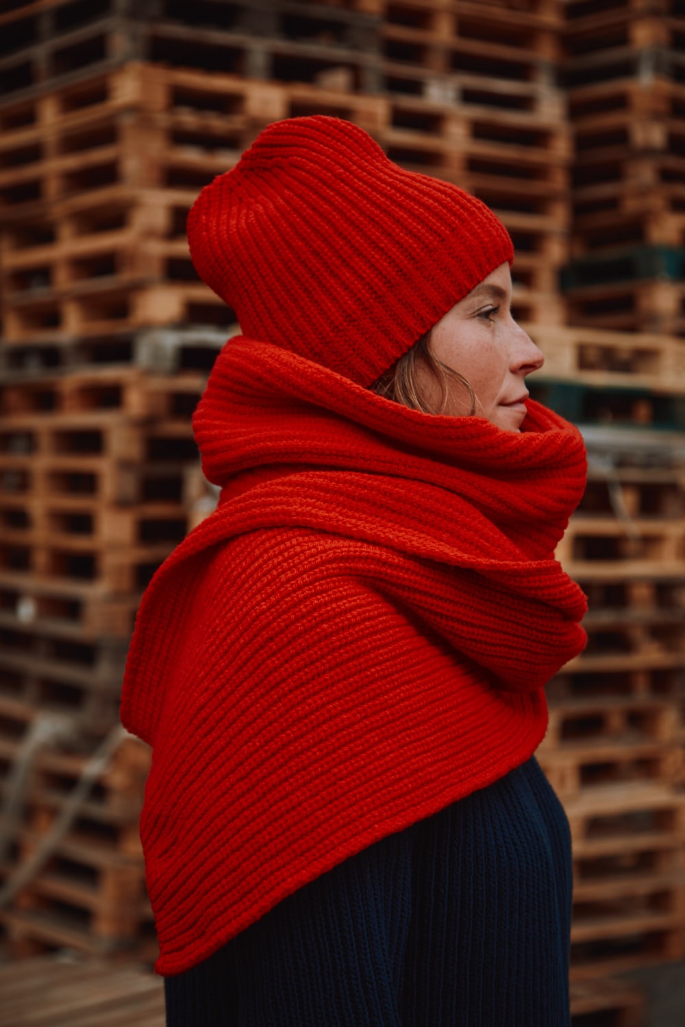 CAMILLE Écharpe en rouge - 100% laine naturelle - L'Envers