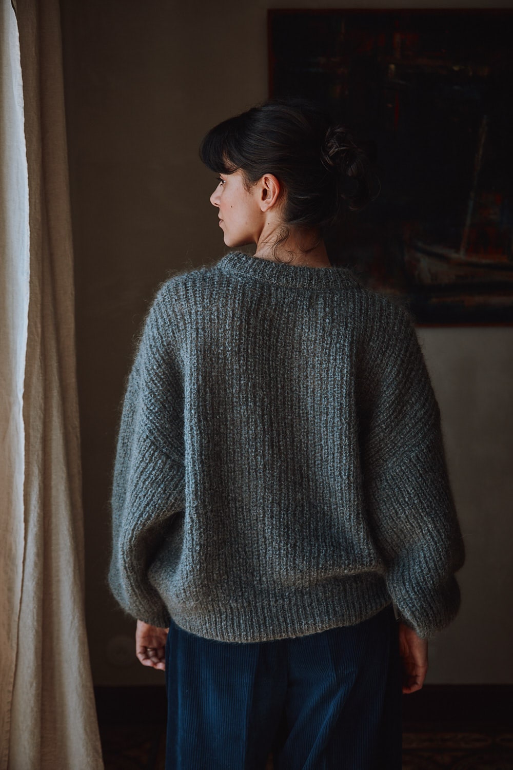 LUCIE Pull chauve-souris en laine mohair - Ash Grey, 100% cruelty-free and sustainable knitwear - L'envers